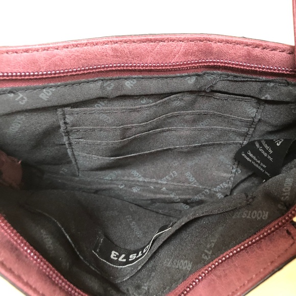 Small Roots Crossbody Bag - Picture 4 of 4